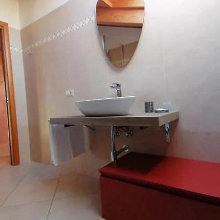 Ste Al Parco Apartment *