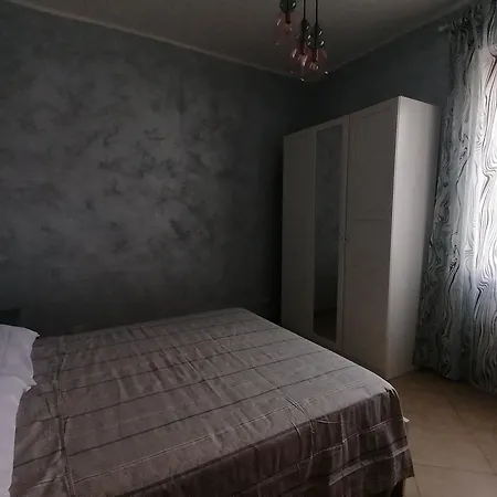 Ste Al Parco Apartment *